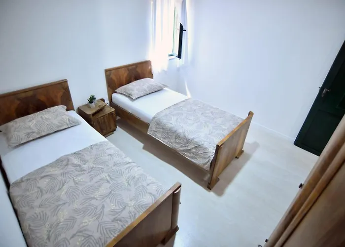 アパート Old House 1 Glavice